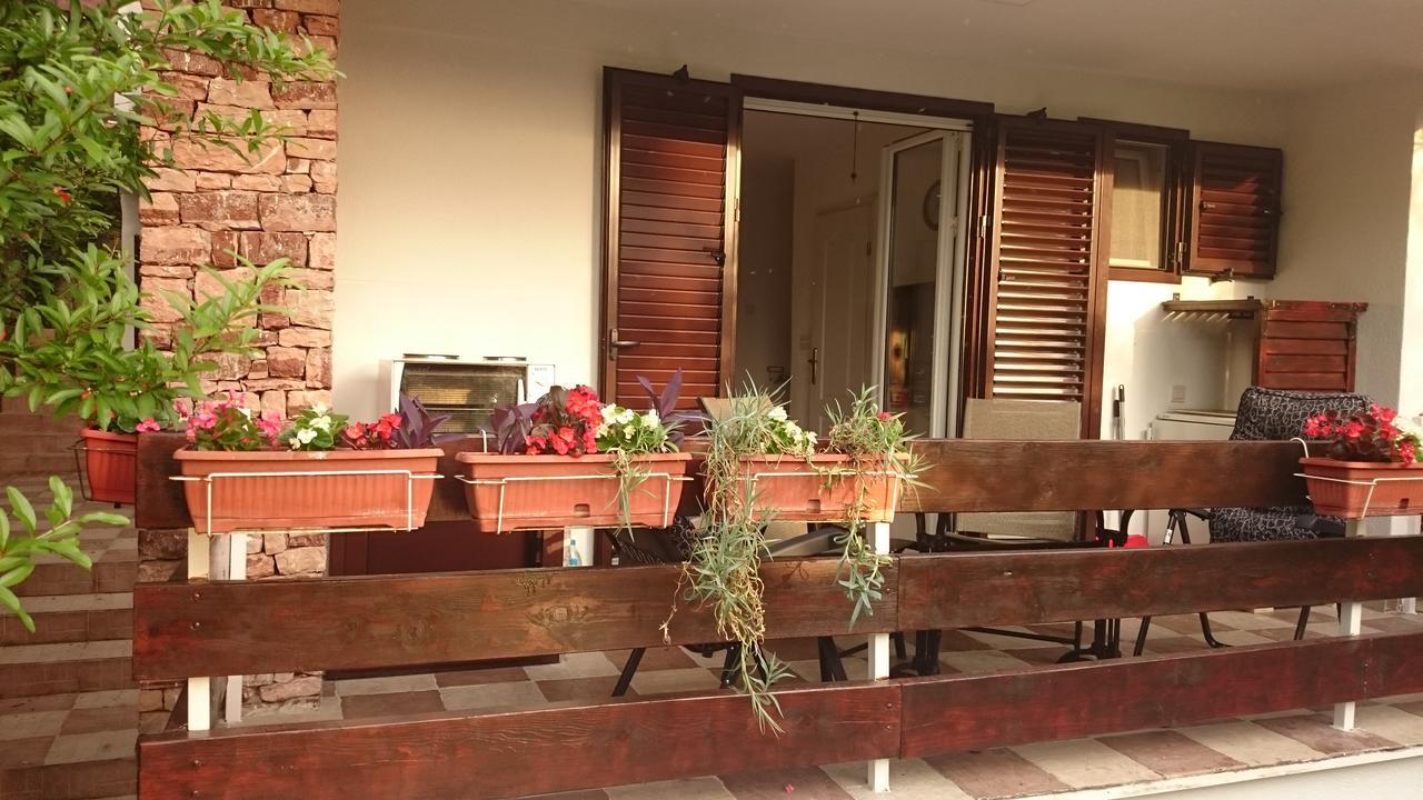 Bg Apartman Sutomore Esterno foto